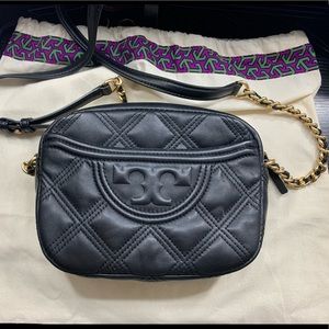Tory Burch Fleming camera bag